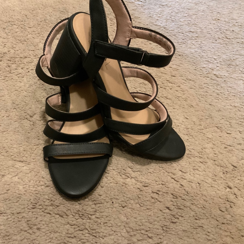 NEW! Soul by Naturalizer black Sandals